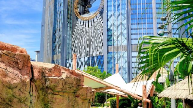 Studio City Macau (Round-trip Transfer, No Destination Restrictions)