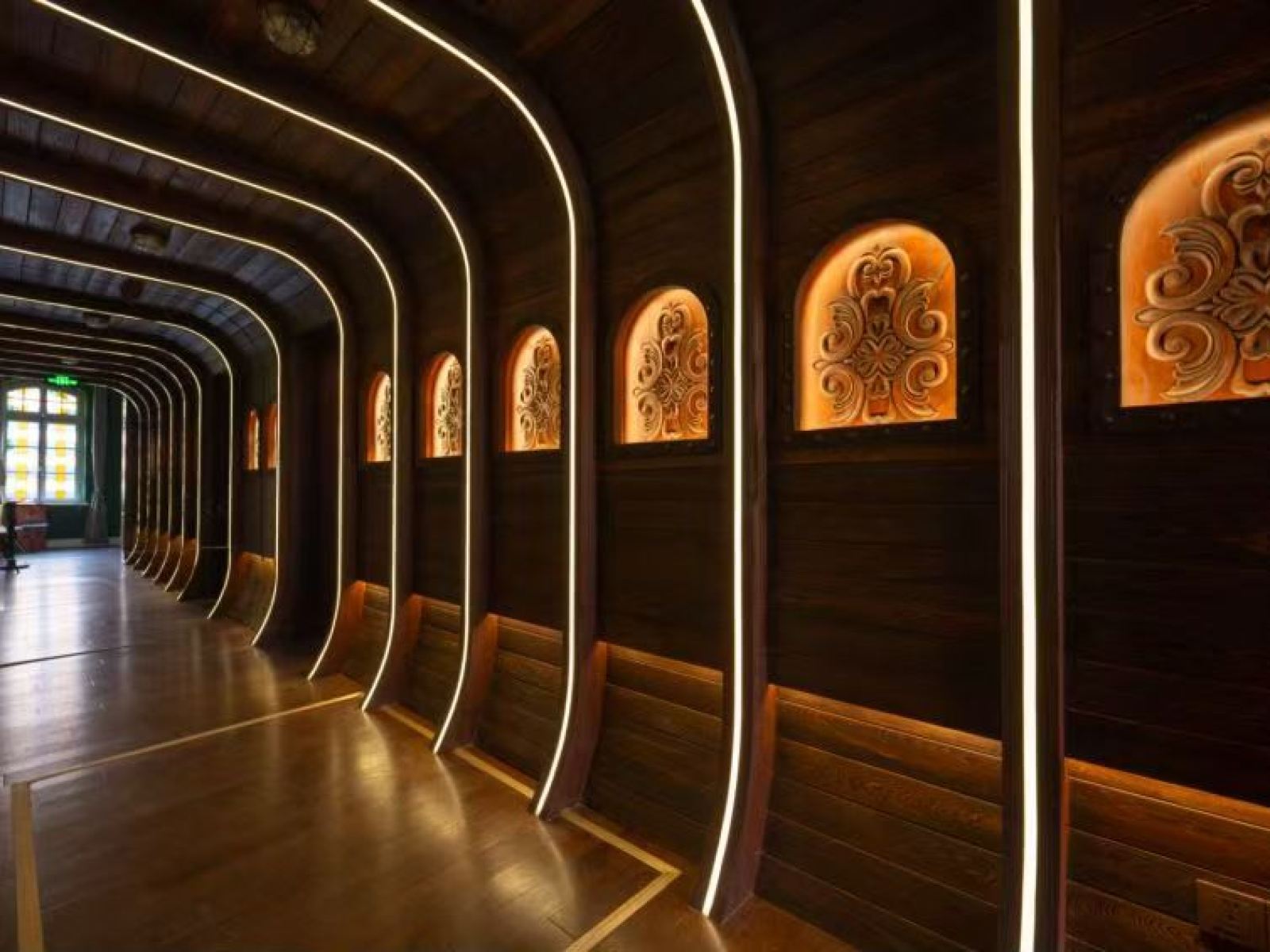 ทั่วชิงเต่า|ไกด์นำเที่ยว|แปล|ไกด์ท้องถิ่น|บริการแปลภาษาเชิงธุรกิจ/งานแสดงสินค้า/City Walk/การบรรยายด้วยไกด์ในสถานที่ท่องเที่ยว/ทัวร์วันเหมารถ/สอบถามเพิ่มเติมได้ที่ q