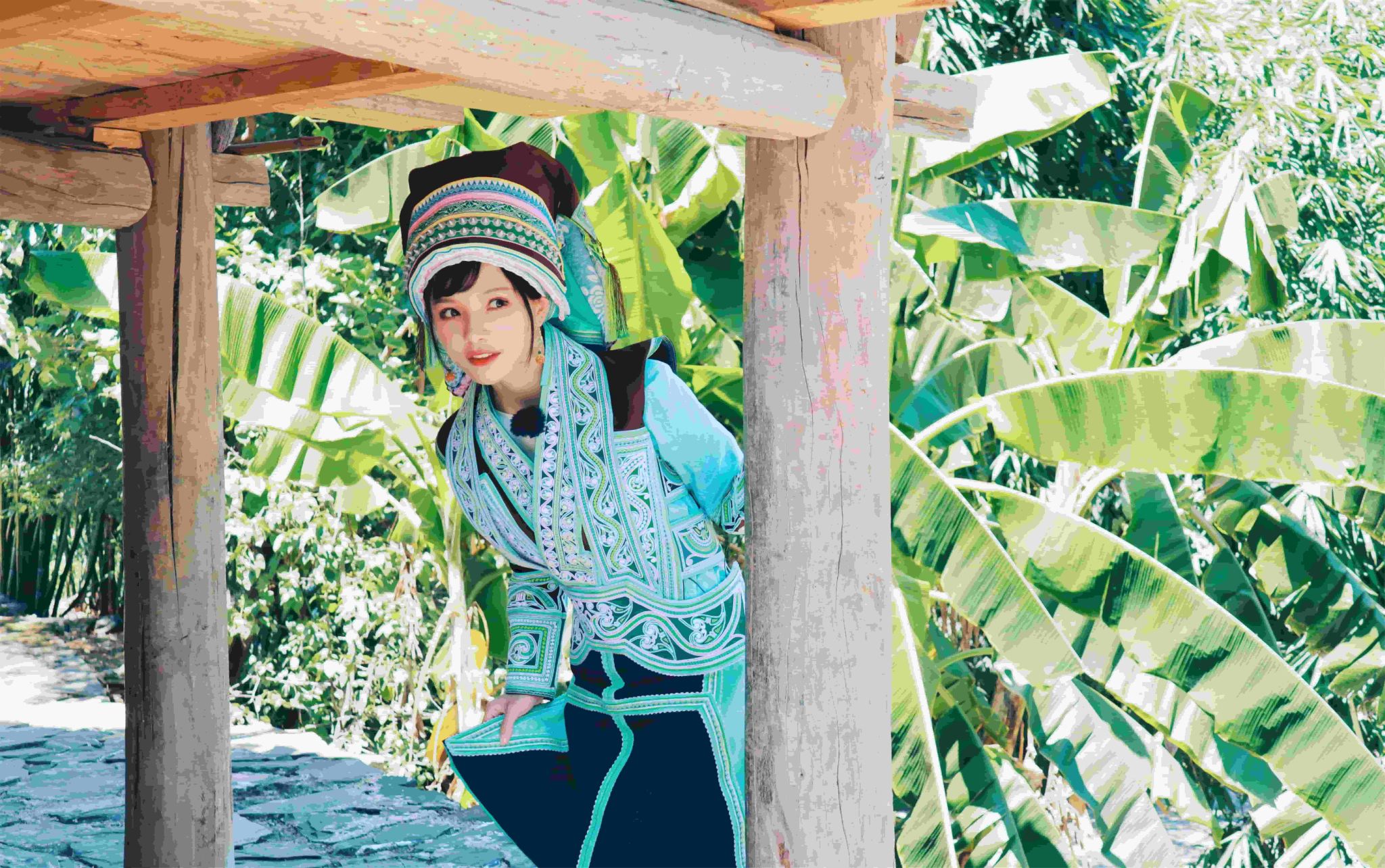 อันเซอท่องเที่ยวถ่ายภาพ[ถ่ายรูปท่องเที่ยว/ถ่ายภาพพรีเวดดิ้งและภาพถ่ายเชิงพาณิชย์/ถ่ายทำภาพยนตร์สั้นและวิดีโอโฆษณา/ถ่ายภาพทางอากาศ/เหมารถ ไกด์ท้องถิ่น และล่าม]