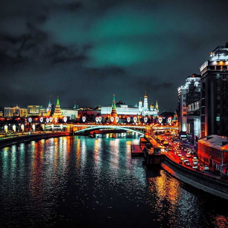 Tempah selepas konsultasi/Moscow Rusia Grand Kremlin Palace Gereja Kenaikan Vasily Jalan Arbat Lapangan Terbang/Pengangkutan titik ke titik/Pemandu pelancongan/Perkhidmatan kereta persendirian