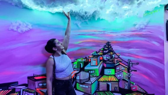 Medellin: Comuna 13 Graffiti Tour, Street Food and Cable Car