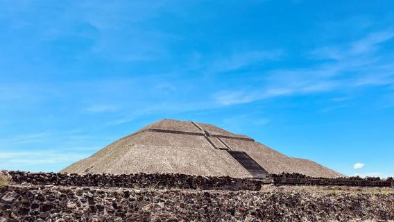 墨西哥墨西哥城來回特奧蒂瓦坎遺址-太陽金字塔-包車一日遊