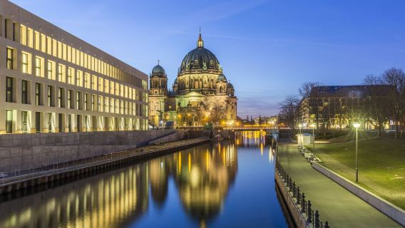 柏林博物館島+國會大廈+柏林大教堂+勃蘭登堡門【中文地陪】