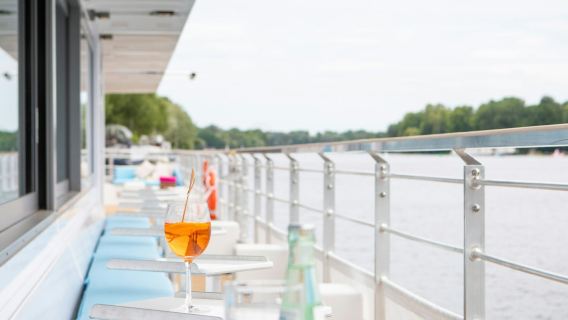 Berlin: Perjalanan Green Spree 2 Jam dengan Katamaran Tenaga Surya