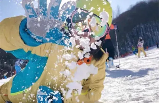 【家門口的滑雪勝地】宜昌百里荒滑雪一日遊含接送+滑雪5件套