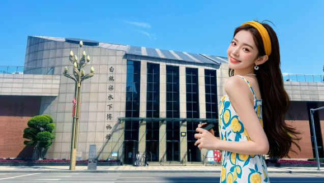 [Включает экскурсию с гидом] Однодневный тур по Чунцину: музей Байхэлян, проект 816 и Большой каньон [Группа 2-8 человек]