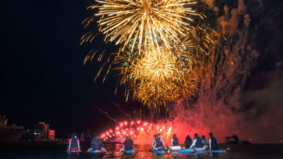 Penghu | Night SUP with fireworks experience | Single board [Poseidon marine sports club]