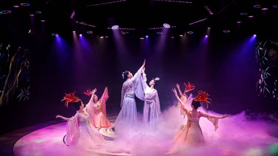 เซี่ยงไฮ้·งานเลี้ยงบทกวี - งานแสดงอาหารธีมวัฒนธรรมบทกวีและดนตรีแบบดื่มด่ำรอบด้าน (เลือกได้: แต่งกายสไตล์โบราณ + ประสบการณ์ดื่มด่ำรอบด้าน + งานแสดงอาหารบนเวทีหมุน 360 องศา + งานเลี้ยงสุดคลาสสิก)