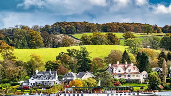 [Chinese/English private charter] Manchester round-trip + in-depth 1-day tour of Lake District National Park