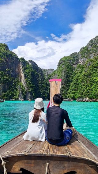 ต้นทาง ภูเก็ต: รับส่งกระบี่พร้อมทัวร์เรือหางยาวเกาะพีพี