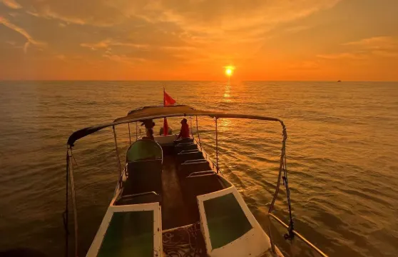 廣東惠州雙月灣快艇出海海釣／夜釣魷魚【專業船長教學＋免費提供釣具餌料＋魚獲歸客人所有】