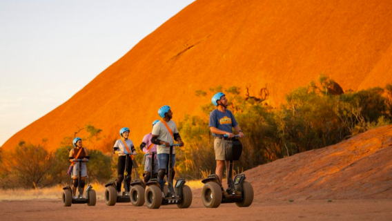 Uluru Segway Tour (English service/ Chinese/Mandarin voice available)