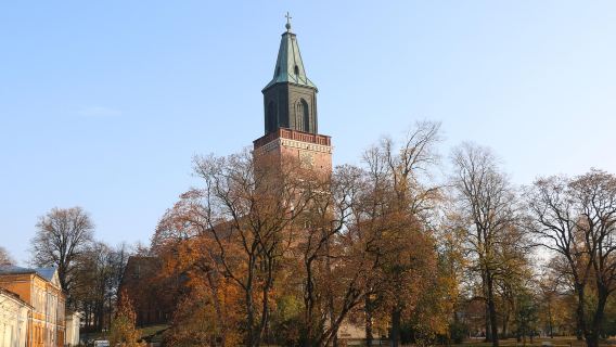 芬蘭多地·來回圖爾庫一日遊【靜謐古城中穿梭】全境多/日遊