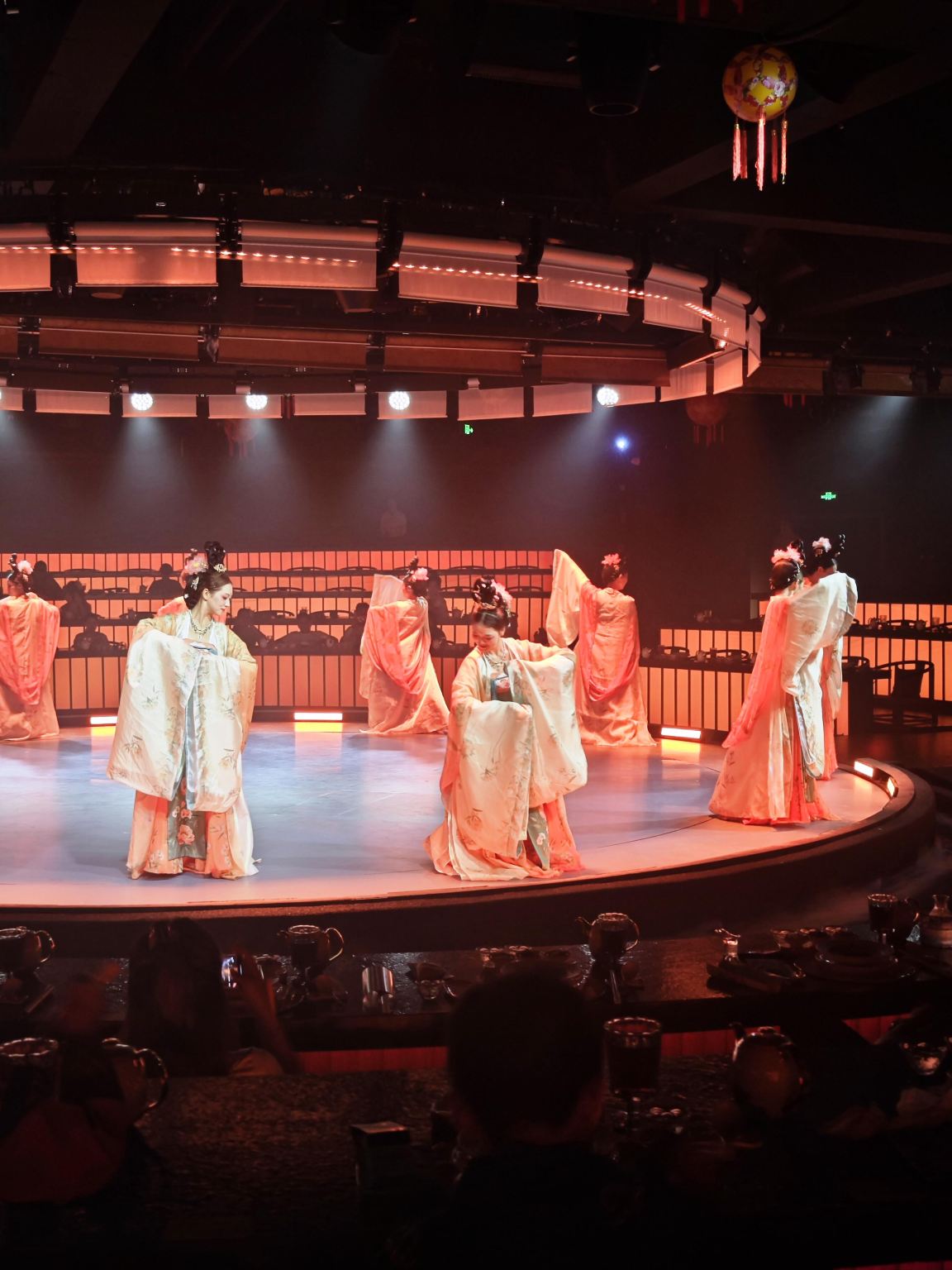 Dali, Yunnan - Lisong Banquet | Immersive Royal Palace Feast [Visit Royal Gardens + Imperial Delicacies + Court Performances + Complimentary Tianxi Garden Admission Ticket]