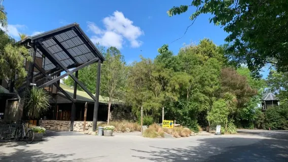 Christchurch City Highlights Half Day Tour