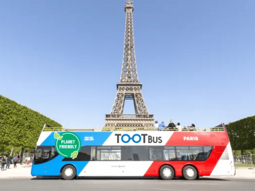 Paris: Louvre Museum Access with Host and Hop-On Hop-Off Bus