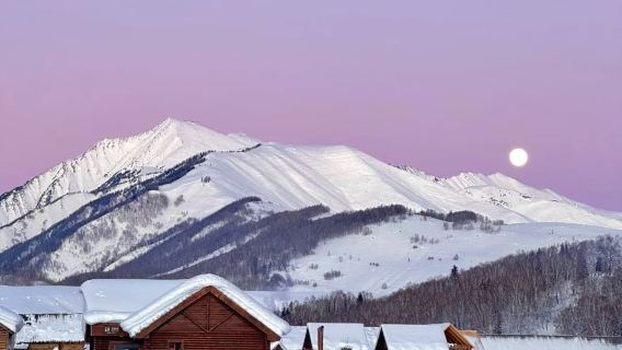 [Xinjiang] Northern Xinjiang Expedition | Unlock the Snowy Wonders of Kanas, Hemu, and Burqin (Snowfield Adventures + Snowy Moments + Premium Accommodations + Round-trip from Urumqi)