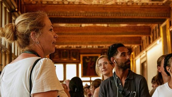 Galería Uffizi: Entrada Reservada + Visita Guiada + Acceso al Corredor Vasari