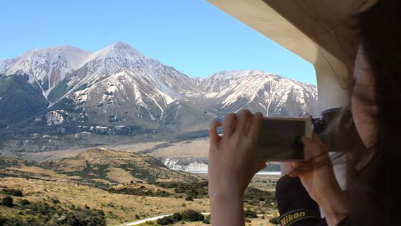 Billete de tren ida y vuelta de Christchurch a Arthur's Pass en el TranzAlpine