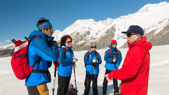 Mount Cook Tasman glacier helicopter flight + hiking experience