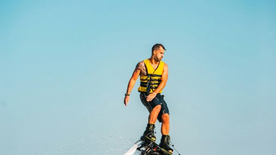 Mykonos Super Paradise Beach: Noleggio Flyboard