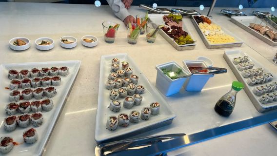 アメリカ空港|ロサンゼルス国際空港|LAX空港VIP貴賓室ラウンジ/乗り継ぎ|待機|休憩/食事