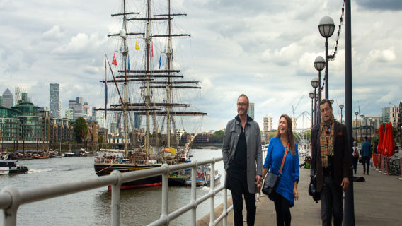 London Highlights and Hidden Gems with a Local - Personalized Private Walking Tour