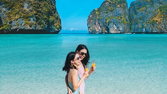 ภูเก็ต: หมู่เกาะพีพี อ่าวมาหยา และเกาะไข่ รวมค่าธรรมเนียมเกาะ ดำน้ำดูปะการัง ทัวร์วัน 