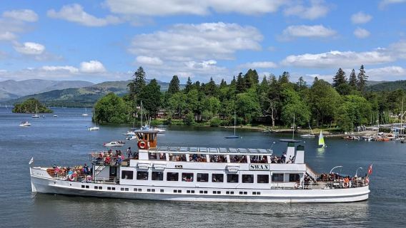 Windermere Yellow Cruise: Sail between Bowness and Lakeside