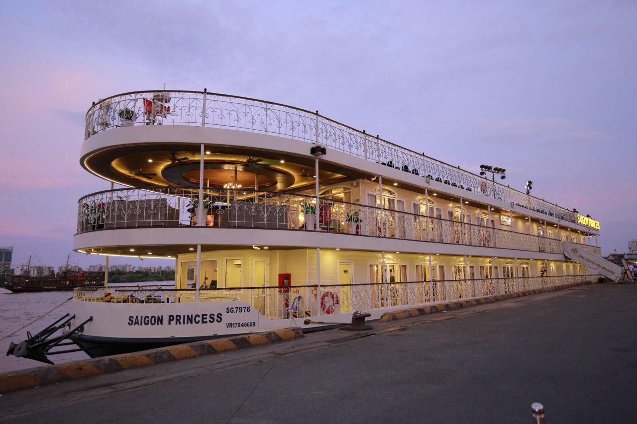 Saigon Princess Dinner Cruise on the Saigon River | Ho Chi Minh city
