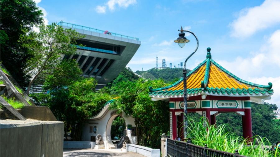 香港尊享日遊：山頂纜車快線登車+舊城中環漫步+維港夜遊