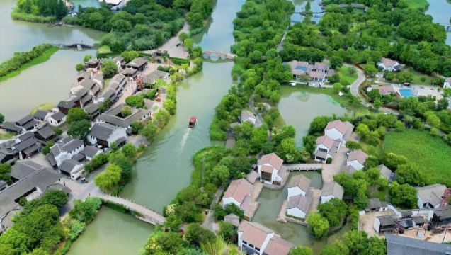 1-day tour to Changshu Shajiabang + Guli Ancient Town + Xingfu Zen Temple + Fang Tower Park with bilingual service in Chinese and English