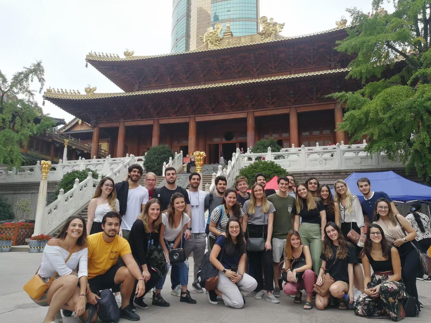 Shanghai private guided one-day tour: Zhujiajiao + 1 optional downtown attraction