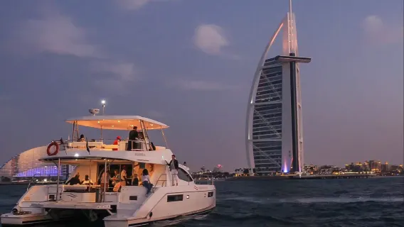 Luxury Yacht Experience in Dubai (Multiple Dining Options Including Breakfast, Lunch, Dinner, and Sunset)