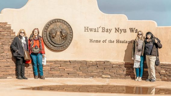 Las Vegas: Grand Canyon West Rim Tour with Optional Skywalk