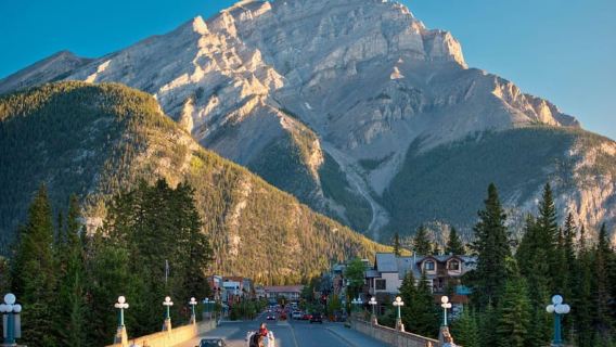 Lake Louise, Moraine Lake, Yoho NP, Johnston Canyon und Banff-Tour
