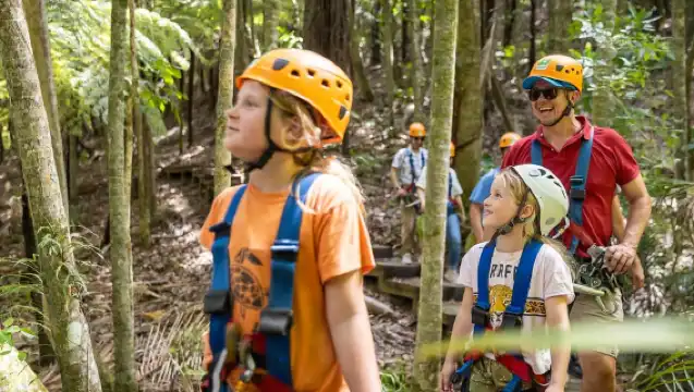 เกาะไวเฮเกะ: ทริปผจญภัยซิปไลน์และป่าพื้นเมือง