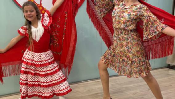 Lớp học nhảy flamenco 45 phút dành cho gia đình tại Málaga