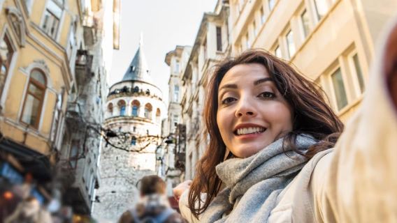 Recorrido privado sin colas por la Torre de Gálata y Karaköy en Estambul