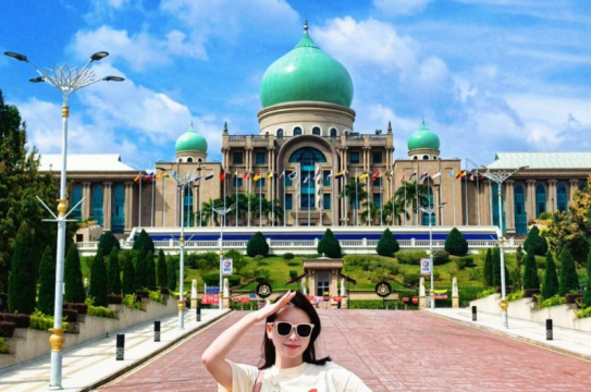 馬來西亞+黑風洞鎮+Jimmy's Durian Orchard一日遊【包車遊/暢吃SS2榴槤】