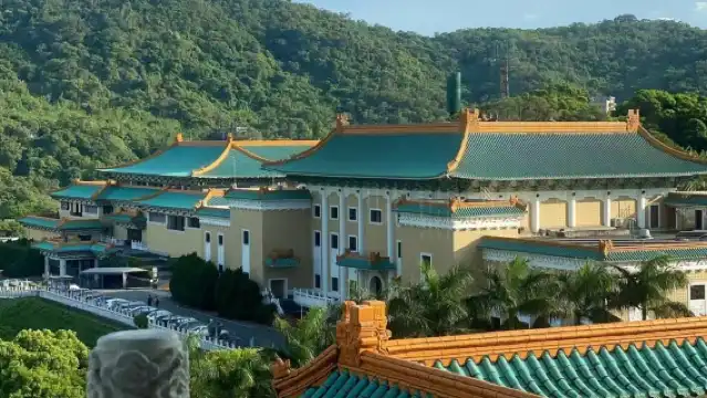 台灣觀光巴士團{觀光局主導}～台北經典一日遊[拼車.2人成行}