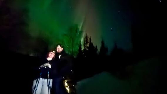 แองเคอเรจ: การผจญภัยด้วยรองเท้าหิมะชมแสงเหนือ