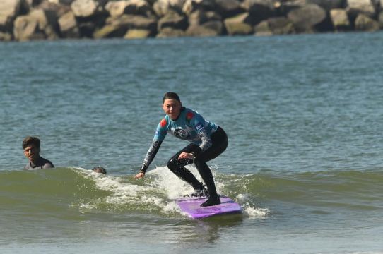 Peniche:Surf lessons Beginners ,Intermediate, advance level