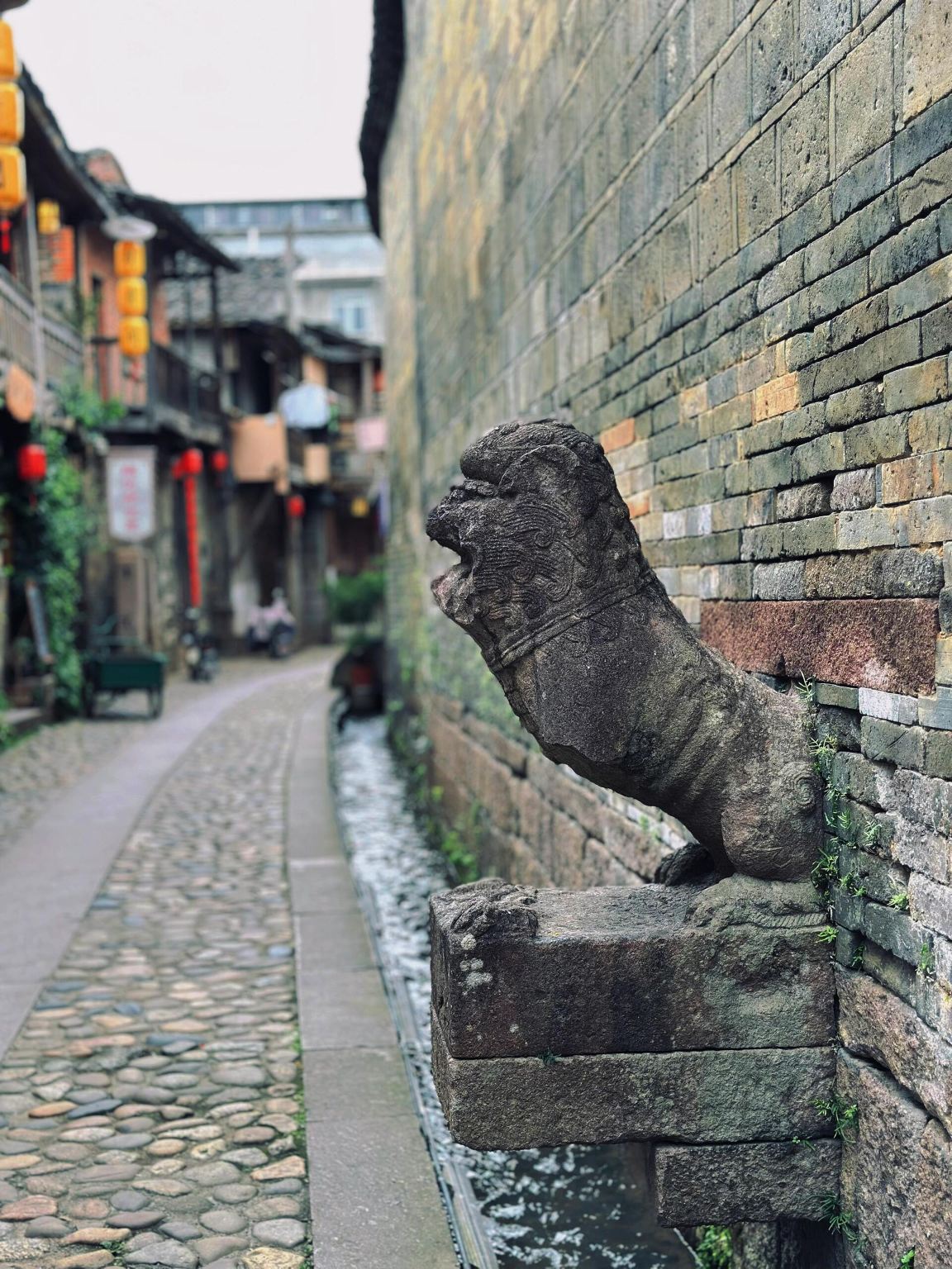 Tagesausflug zur Altstadt von Taining in Sanming, Fujian + Ming- und Qing-Garten + Shangshu-Residenz + Zhaixia Grand Canyon mit chinesischem und englischem Service