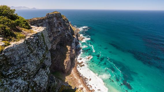 Africa Cape of Good Hope 1-day tour: Table Mountain + Penguin Conservation Area + Cape of Good Hope private charter relaxing tour