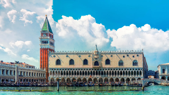 【威尼斯中文導遊服務】聖馬可國家圖書館+穆拉諾玻璃博物館+總督宮