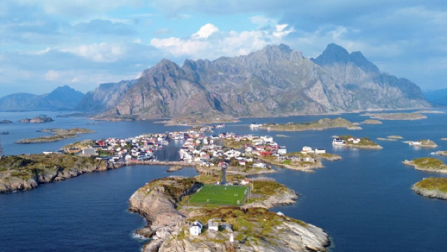 挪威斯沃爾韋爾-羅弗敦羣島一日遊【專車出行-愜意舒適】