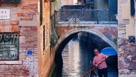 Venice, Italy - Main Island + Three Lagoon Islands - Exclusive Guide Service - No Transportation - Selected