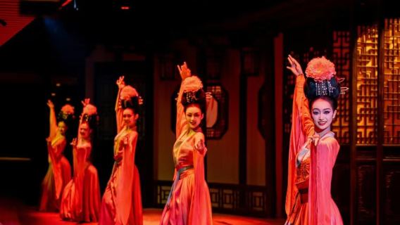 Banquete Imperial de Hangzhou · Experiencia Inmersiva del Banquete Imperial de la Antigua China en Salón Privado (Salón privado exclusivo + recreación inmersiva de los lujos imperiales + desbloquea una experiencia de prestigio digna de un emperador)