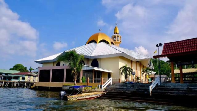 Asia Tenggara|Pengangkutan ke terminal kapal persiaran/Lawatan Sehari Berkongsi di Brunei